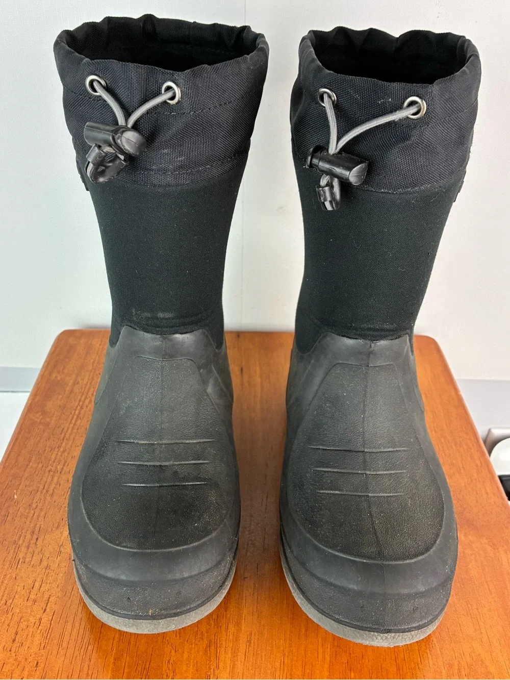 Kamik Kids Black Stormin winter boots insulated waterproof rain boots size 3